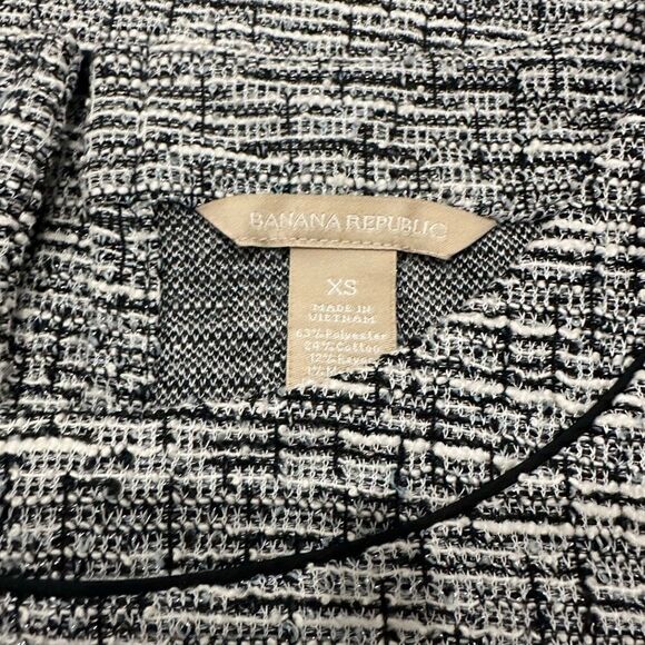 Banana Republic Tweed Blouse - Picture 5 of 5